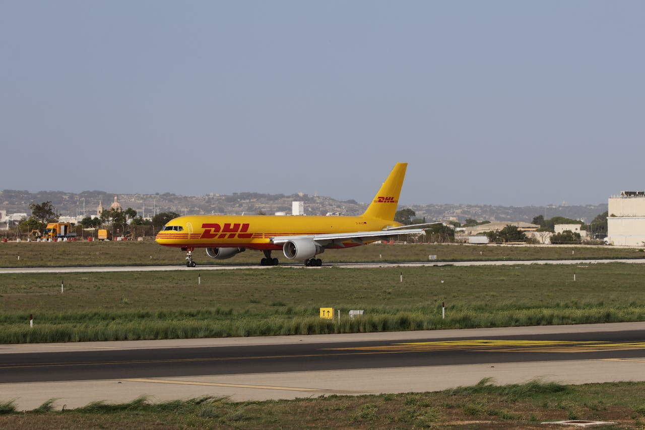 Teretni zrakoplov DHL-a srušio se u blizini zračne luke Vilnius