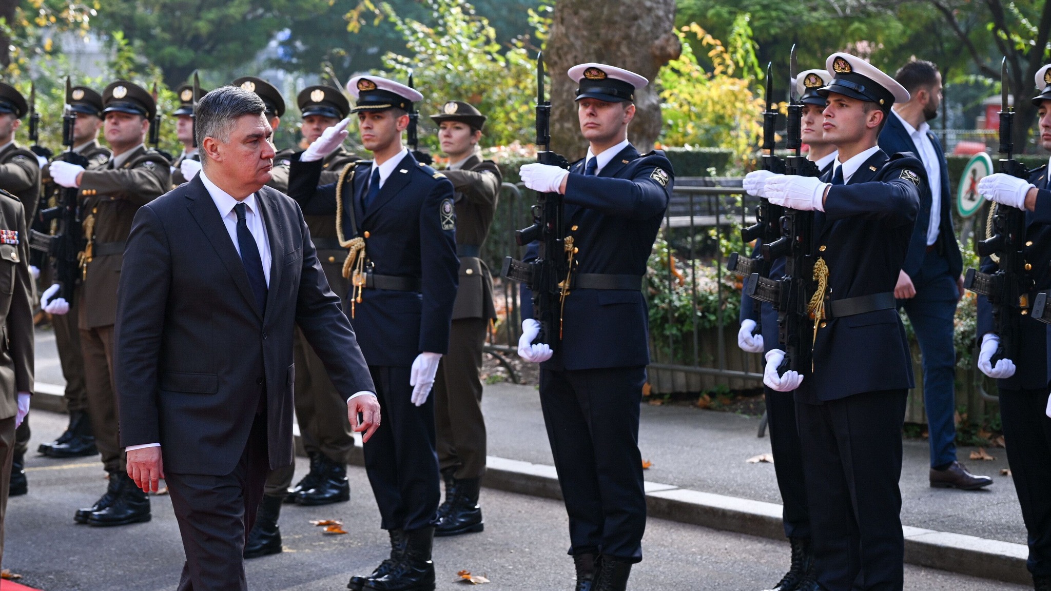 Milanović: Plenković opet smjera izaći izvan okvira Ustava