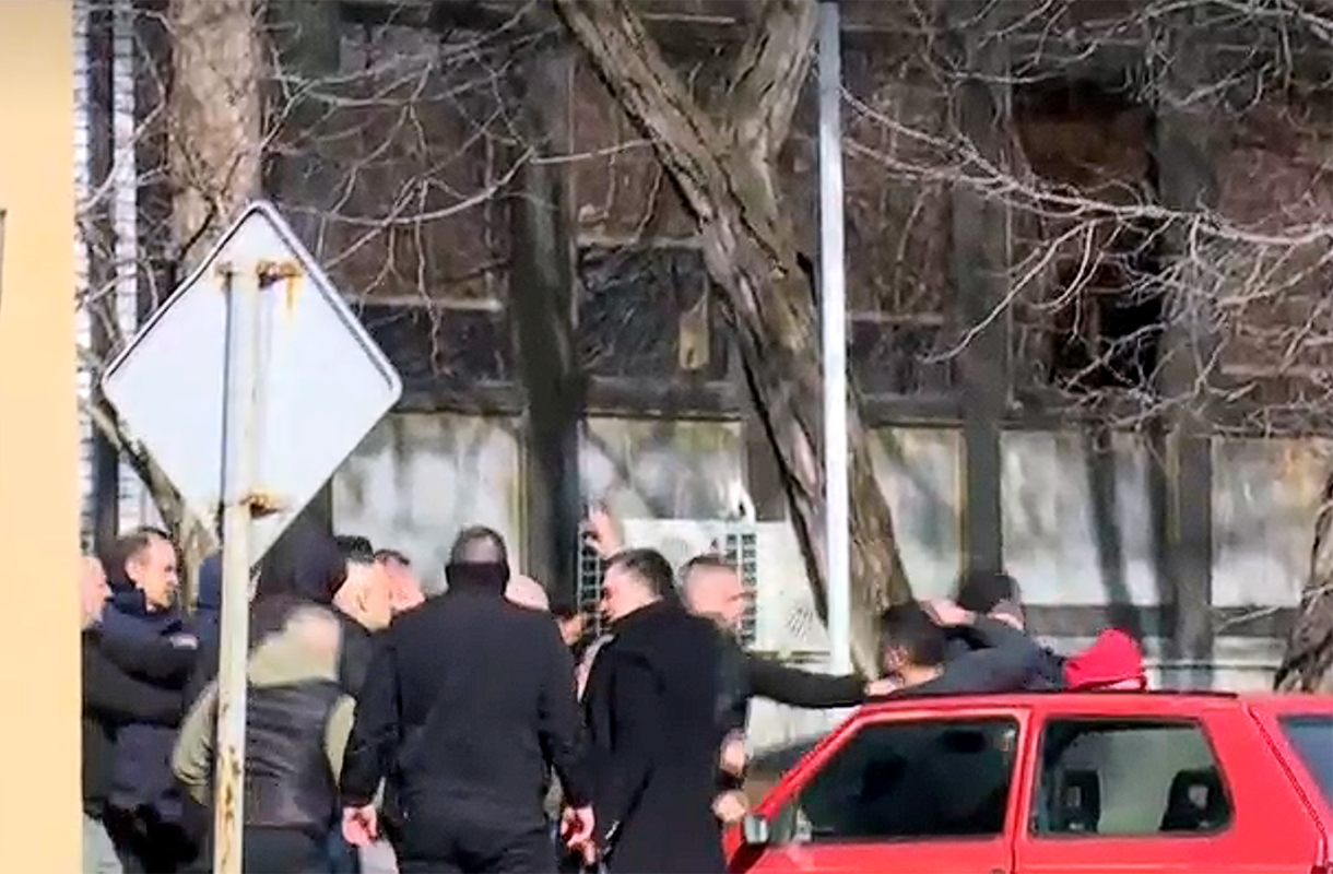 Izbori u Srbiji: Masovna tučnjava u Boru na dan lokalnih izbora