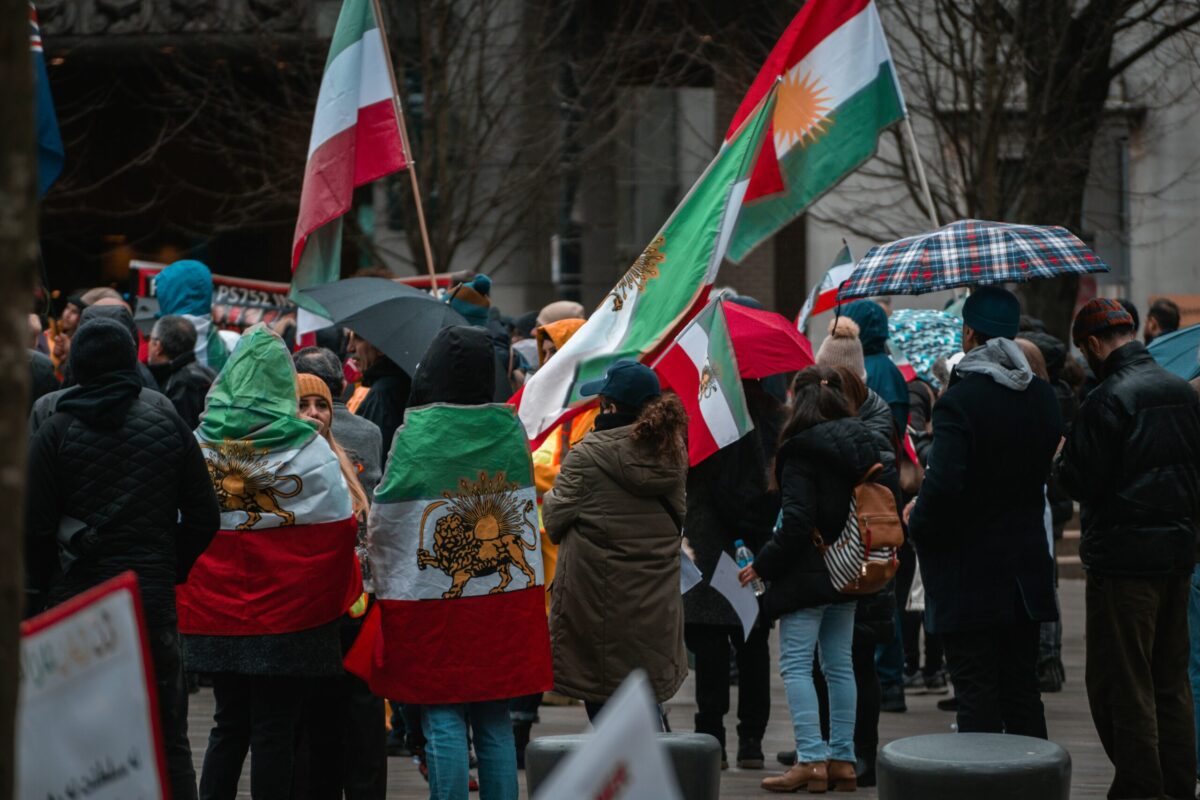 Iran: Ograničavanje kontakata sa stranim institucijama i medijima